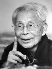 吳冠中：中國(guó)美術(shù)家協(xié)會(huì)教授，中國(guó)當(dāng)代著名畫(huà)家